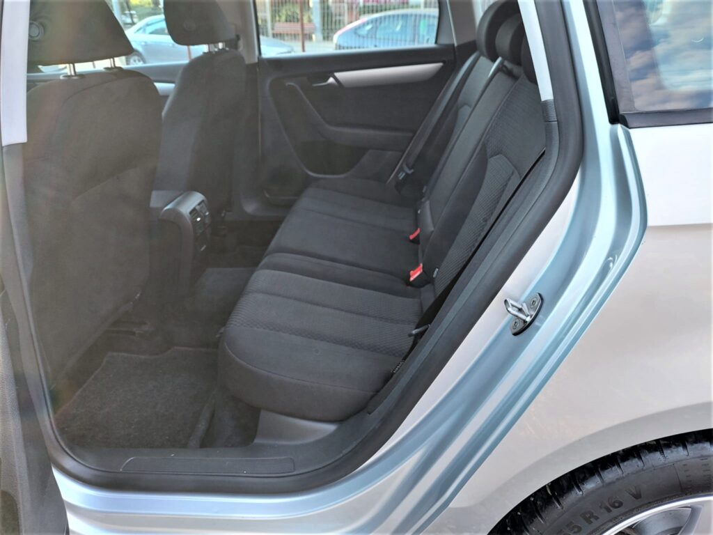 Vw passat 2.0 tdi bluemotion 2011 10