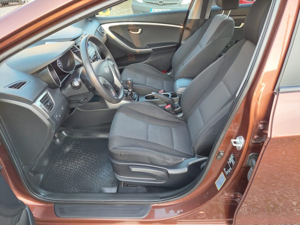 Hyundai i30 1.4 benzina 2013 euro5