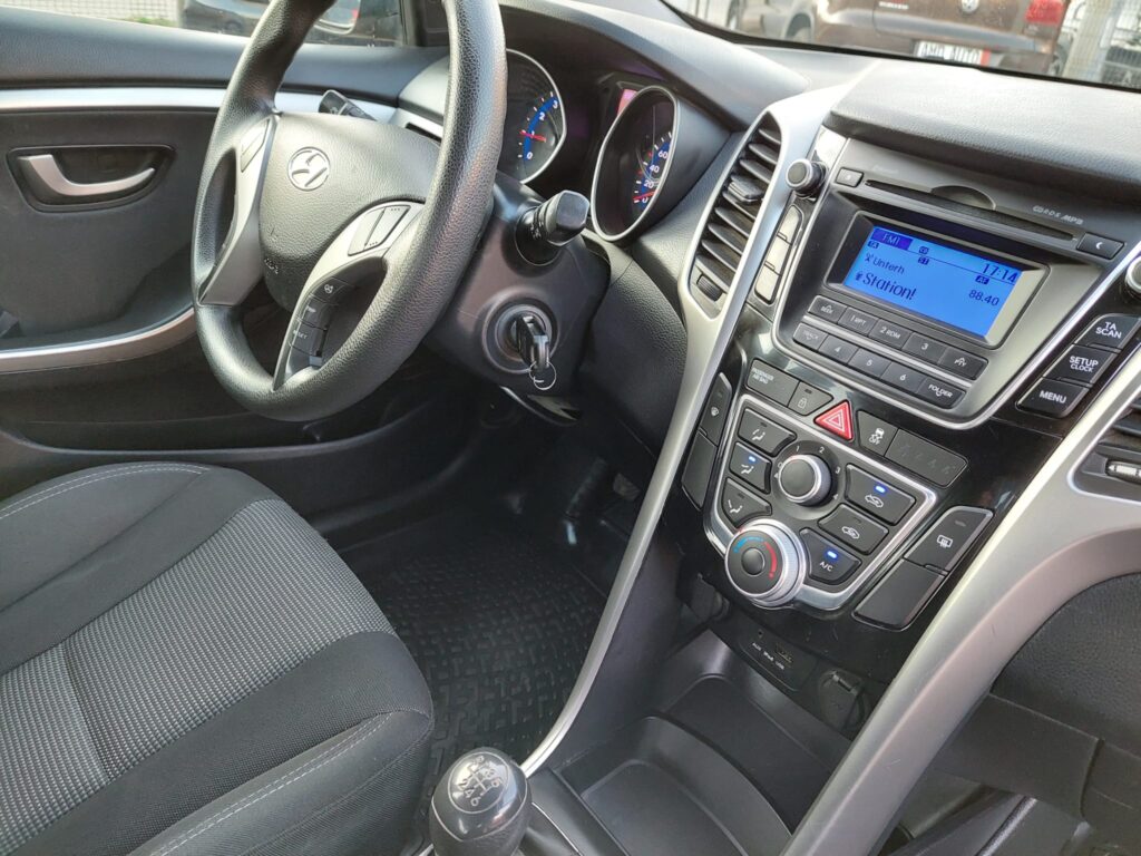 Hyundai i30 1.4 benzina 2013 euro5