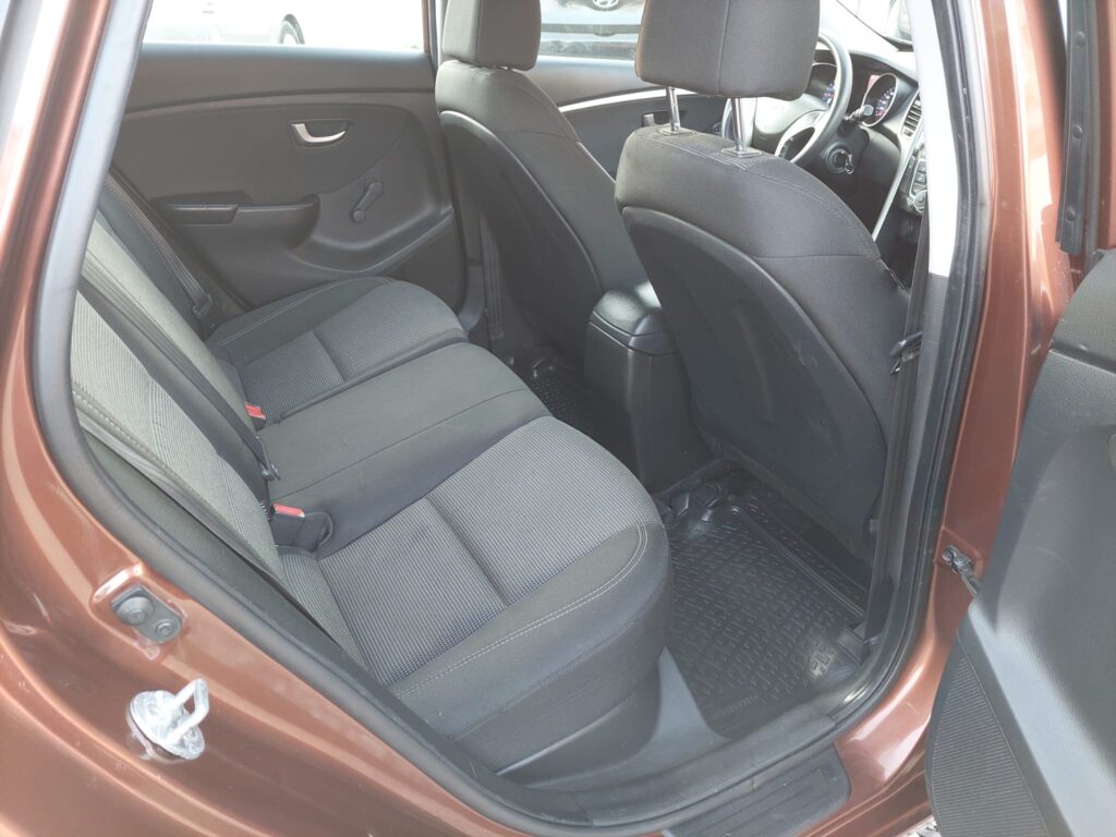 Hyundai i30 1.4 benzina 2013 euro5