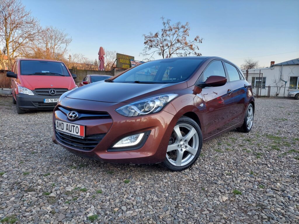 Hyundai i30 1.4 benzina 2013 euro5