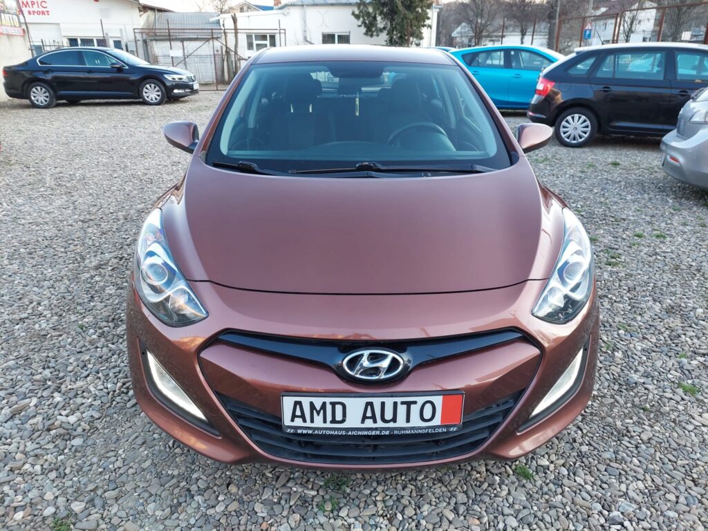 Hyundai i30 1.4 benzina 2013 euro5