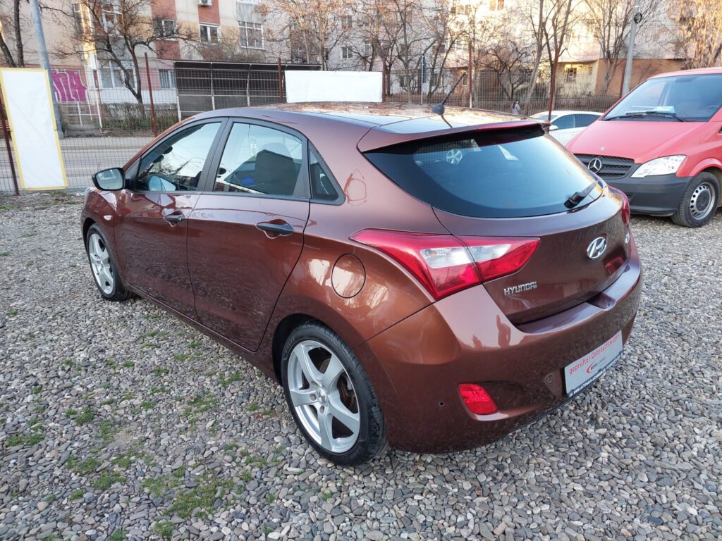 Hyundai i30 1.4 benzina 2013 euro5