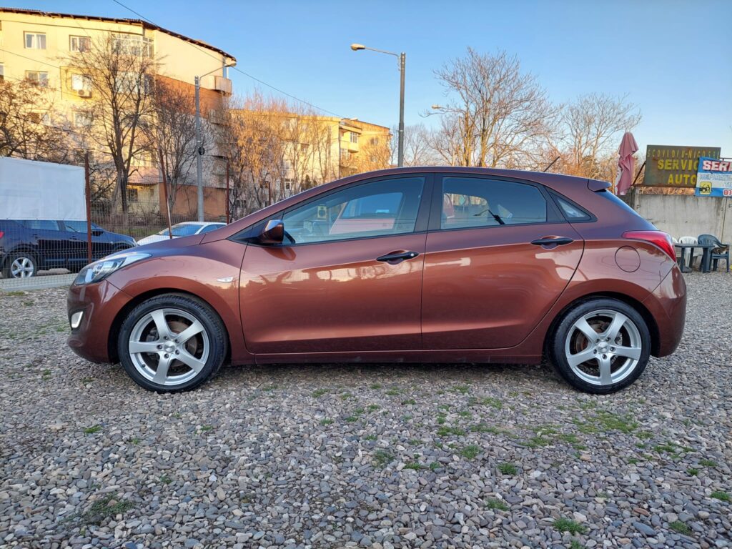 Hyundai i30 1.4 benzina 2013 euro5
