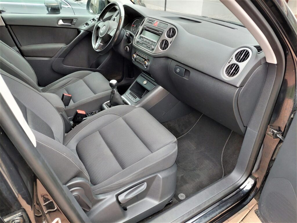 Vw tiguan 2011 4motion team 12