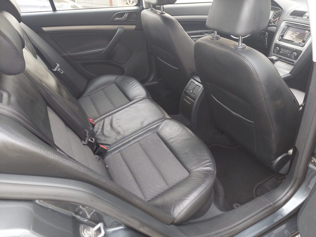 Skoda octavia 2.0tdi automata dsg 140cp 2011 euro5 navi bi xenon11