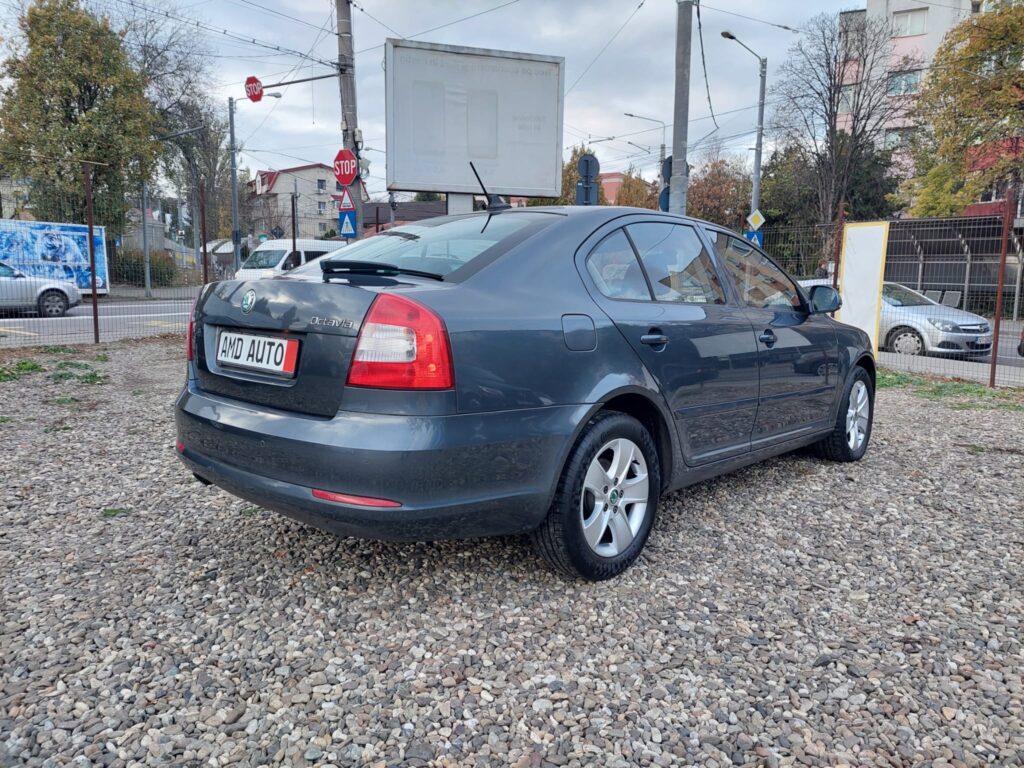 Skoda octavia 2.0tdi automata dsg 140cp 2011 euro5 navi bi xenon21