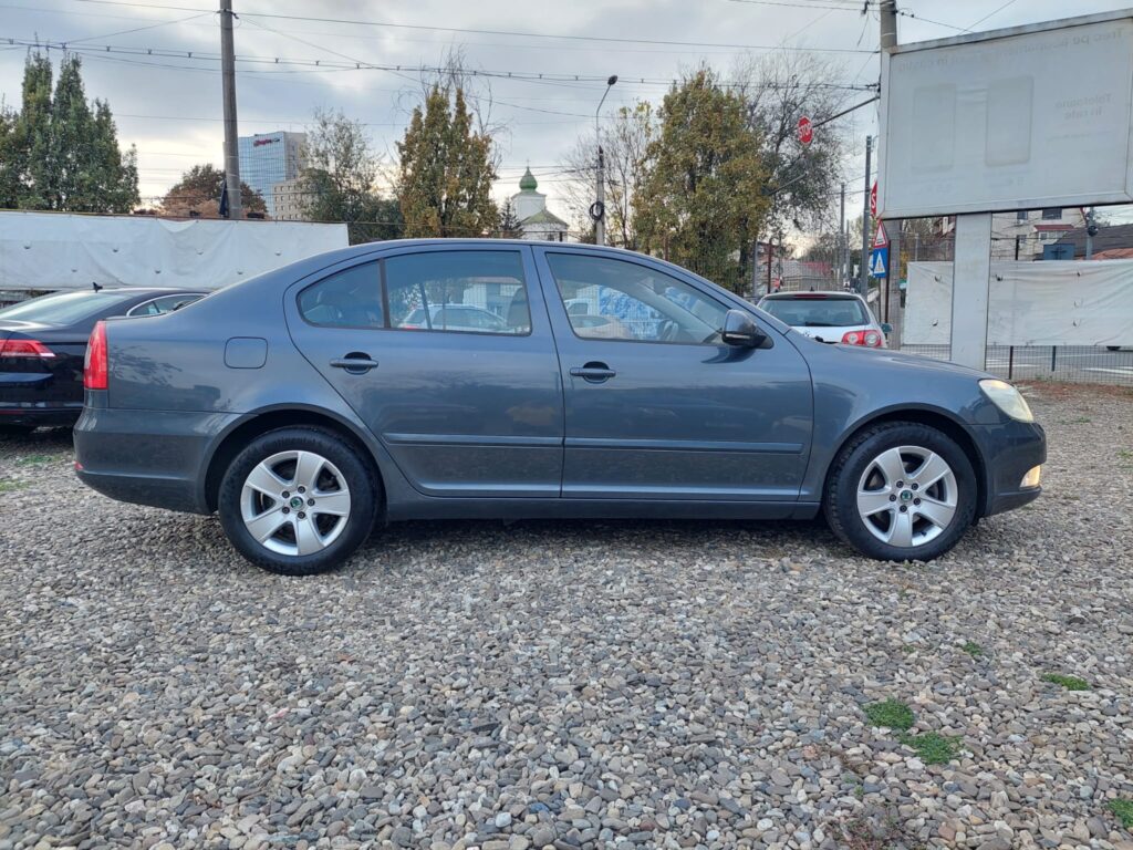 Skoda octavia 2.0tdi automata dsg 140cp 2011 euro5 navi bi xenon24