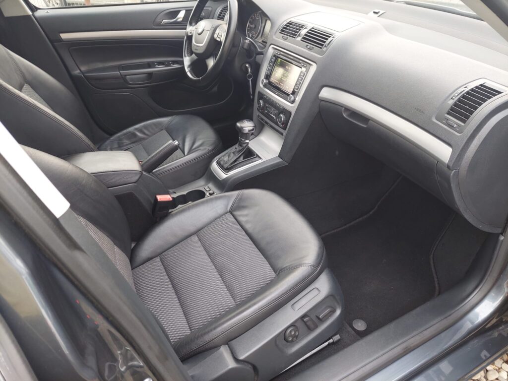 Skoda octavia 2.0tdi automata dsg 140cp 2011 euro5 navi bi xenon8