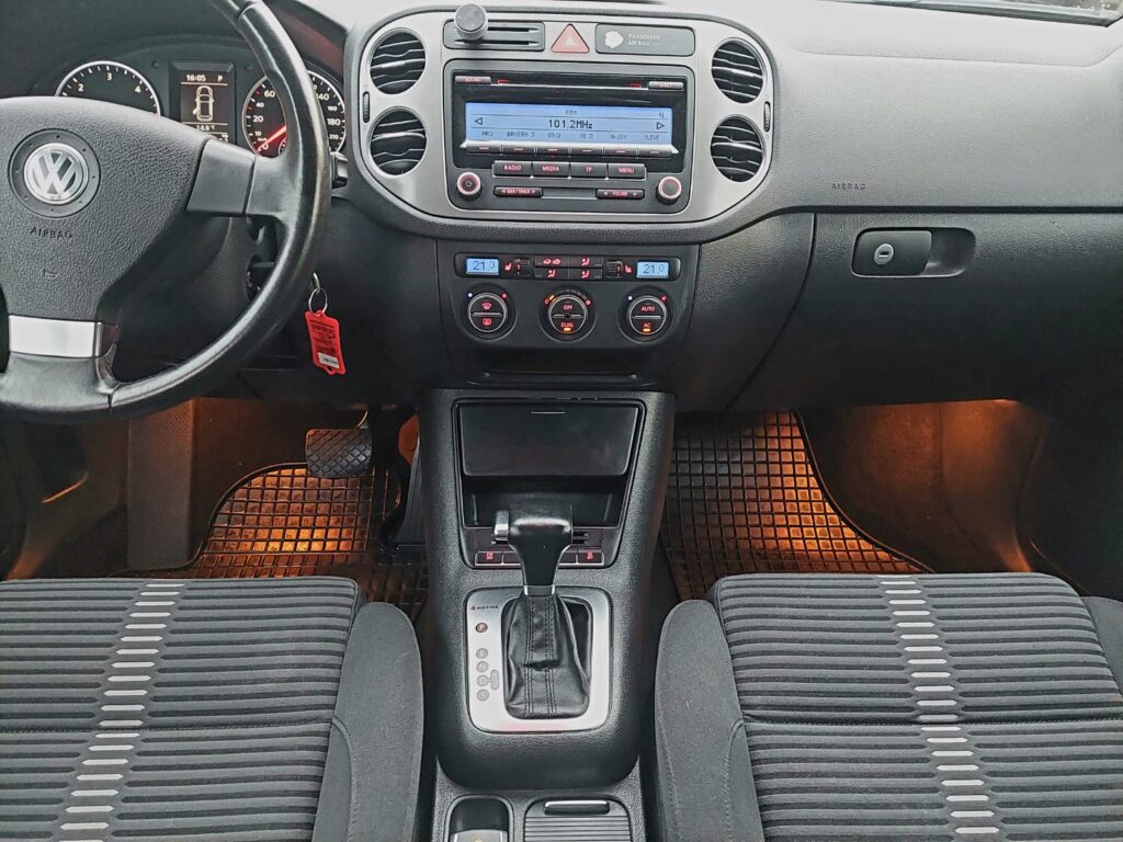 Volkswagen tiguan 2.0tdi dsg automata 4motion 2010 140cp euro5 18