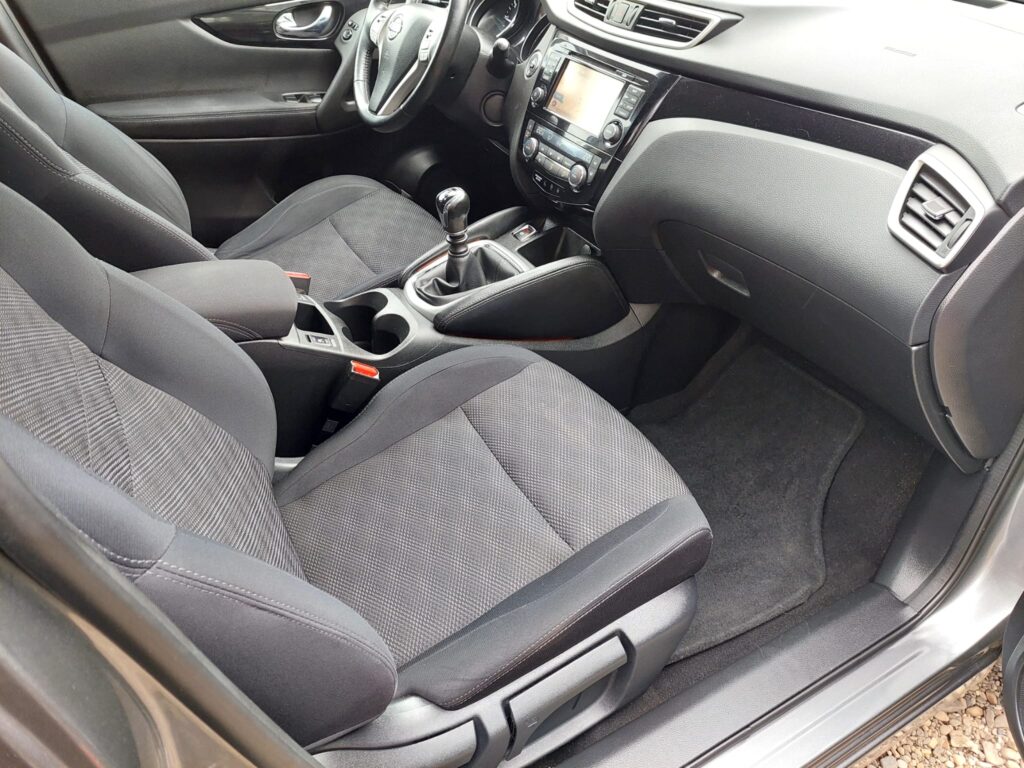 Nissan qashqai 4x4 tekna 1.6 dci euro6 12
