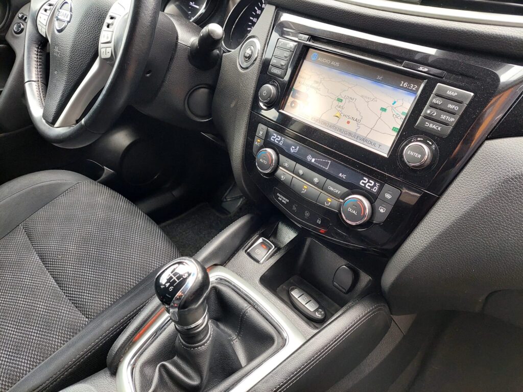 Nissan qashqai 4x4 tekna 1.6 dci euro6 14