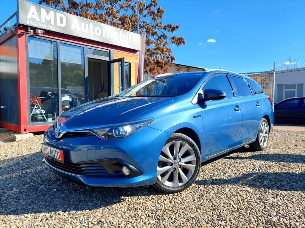 Toyota Auris Touring Sports 1.8 Hybrid Automatic 136CP Euro6