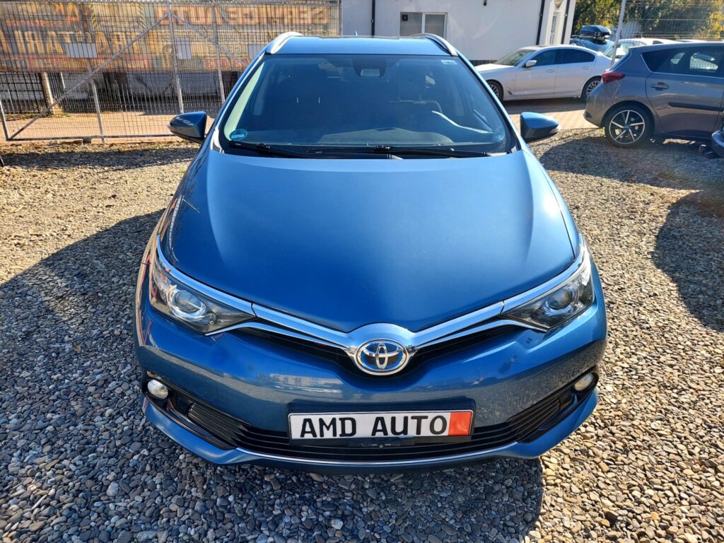 Toyota Auris Touring Sports 1.8 Hybrid Automatic 136CP Euro6