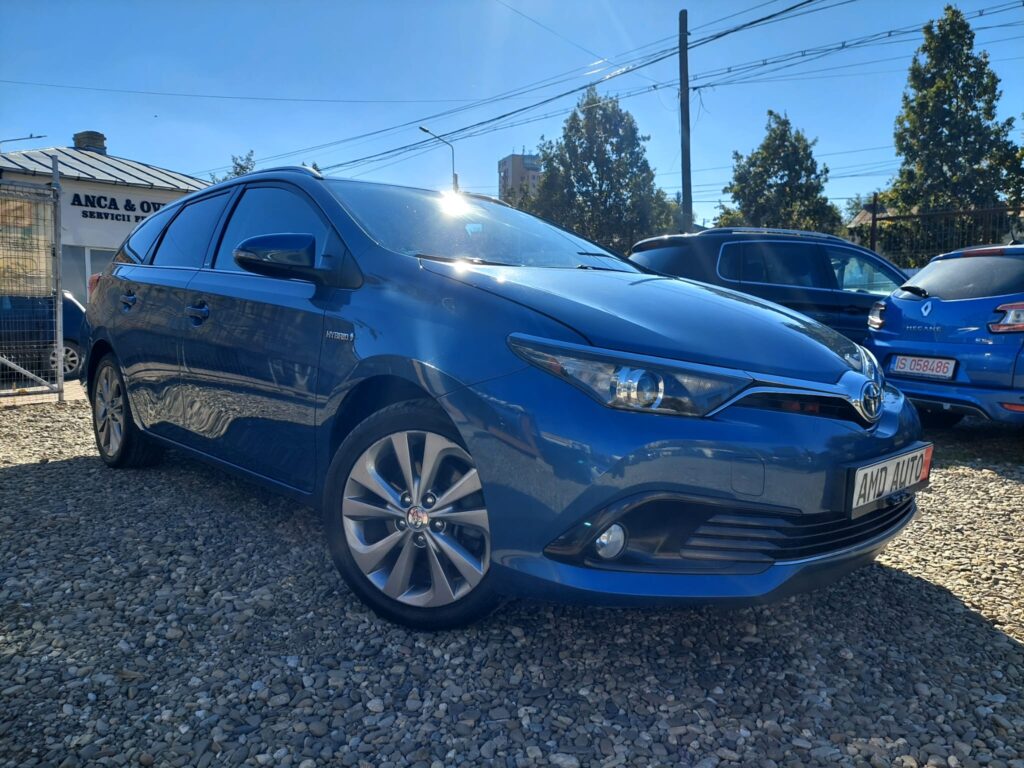 Toyota Auris Touring Sports 1.8 Hybrid Automatic 136CP Euro6