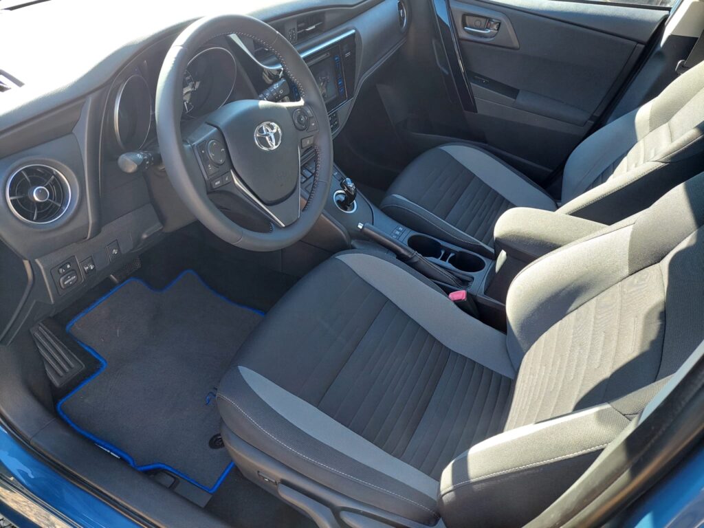 Toyota Auris Touring Sports 1.8 Hybrid Automatic 136CP Euro6