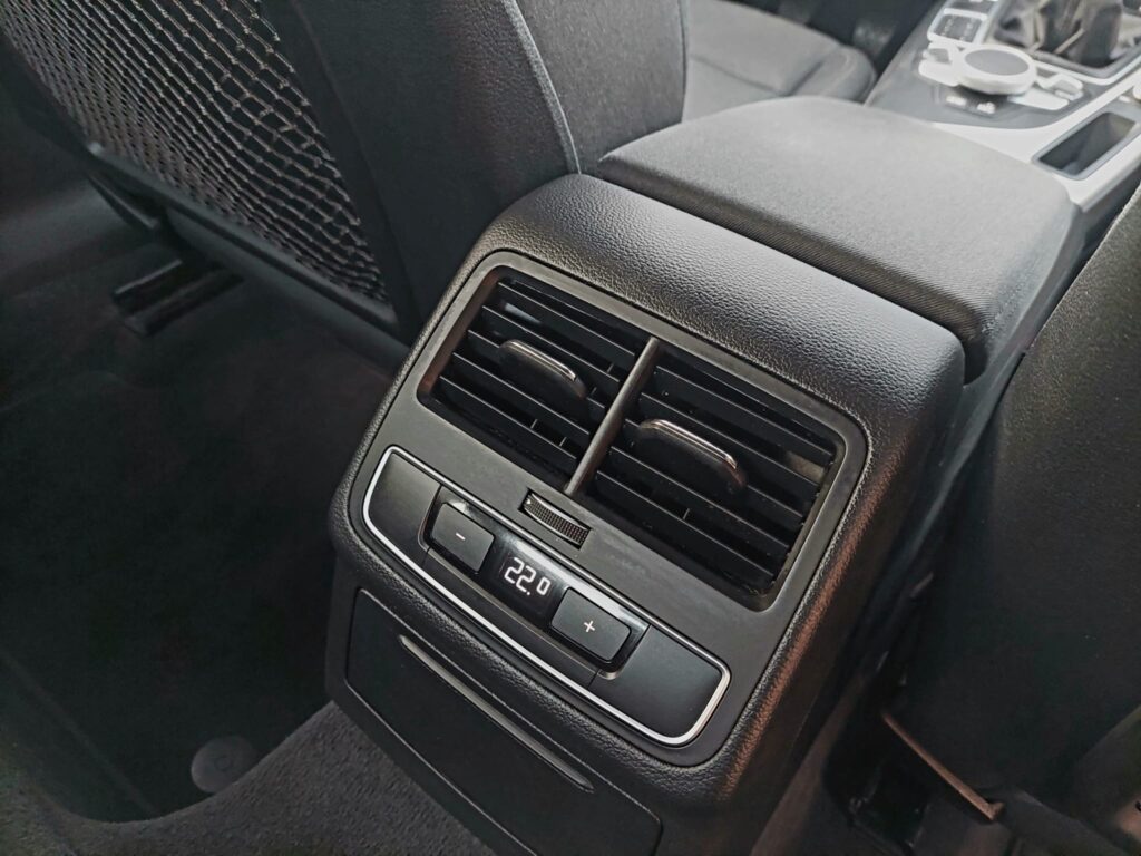 Audi A4 Limousine 2016 2.0TDI 150CP Euro6