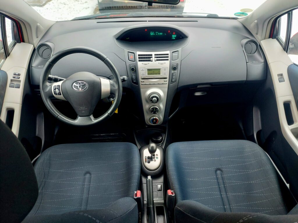 Toyota Yaris 1.3 benzina Automata 2008