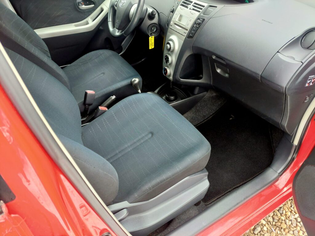 Toyota Yaris 1.3 benzina Automata 2008