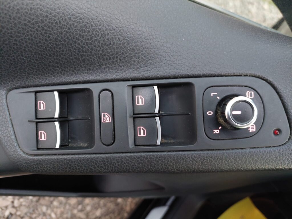 Volkswagen VW Tiguan 2.0TDI 4Motion LIFE 2014 140CP Euro 5