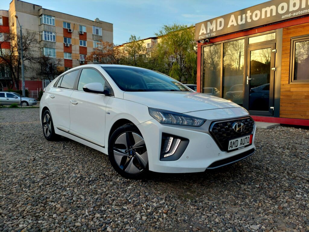 Hyundai Ioniq 1.6 Hybrid Premium 2020 alb