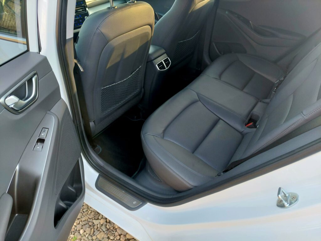 Hyundai Ioniq 1.6 Hybrid Premium 2020 alb