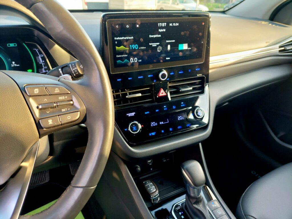 Hyundai Ioniq 1.6 Hybrid Premium 2020 alb