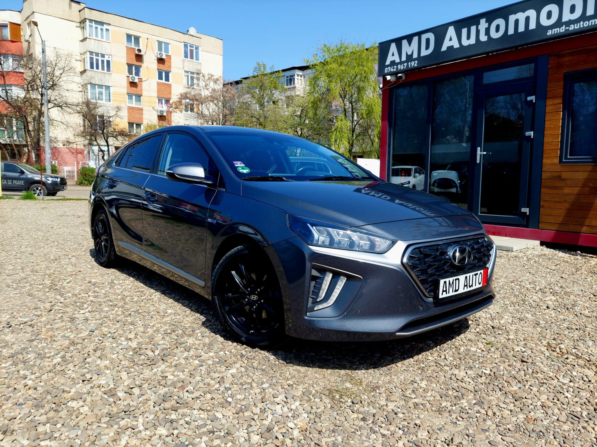 Hyundai Ioniq 1.6 Hybrid Premium 2020 gri