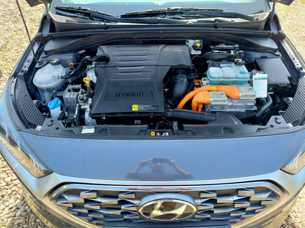 Hyundai Ioniq 1.6 Hybrid Premium 2020 gri